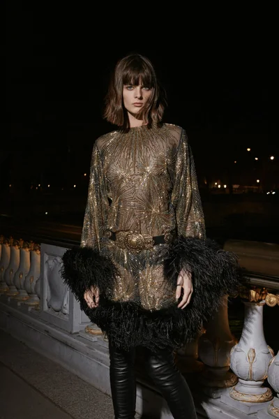Look 18